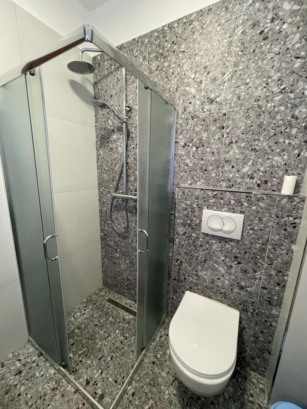 Cava Apartments Sarandë Exterior foto